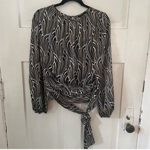 SOLD! White House Black Market Long Sleeved Blouse Cami and Tie Waist Size 8